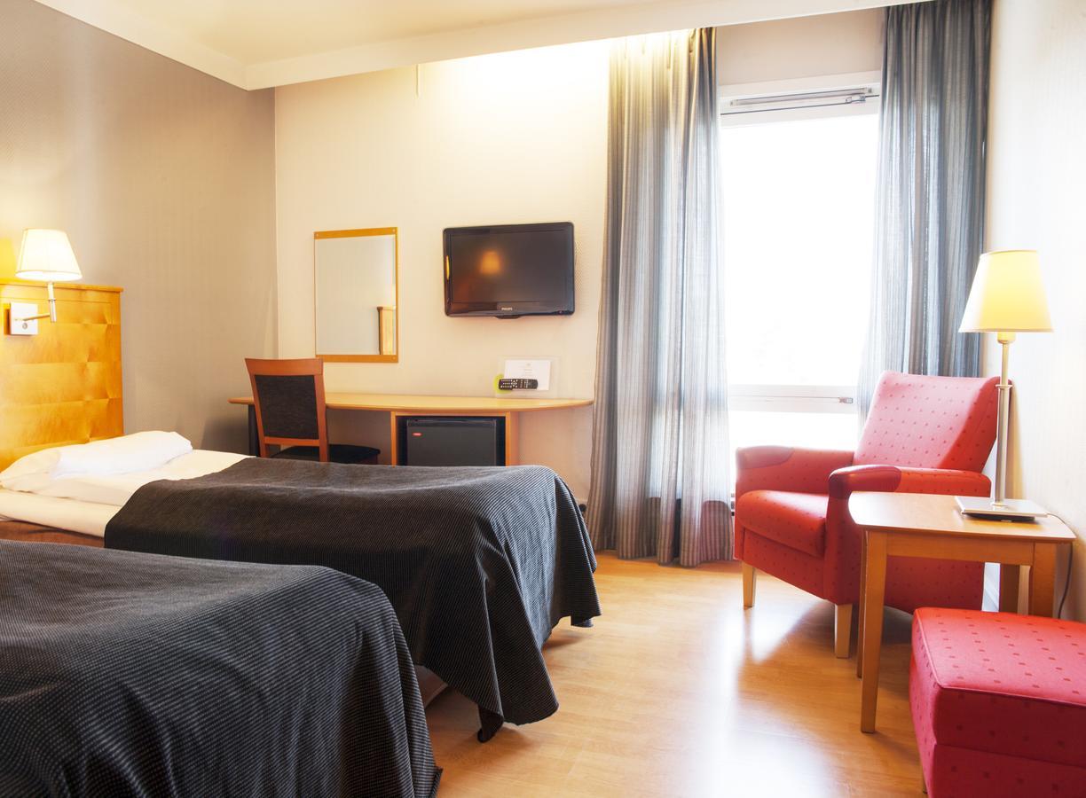 Vinger Hotell 孔斯温厄尔 外观 照片